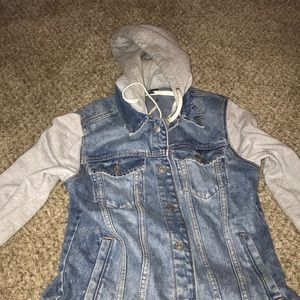 I’m selling a jean jacket with grey sleeves